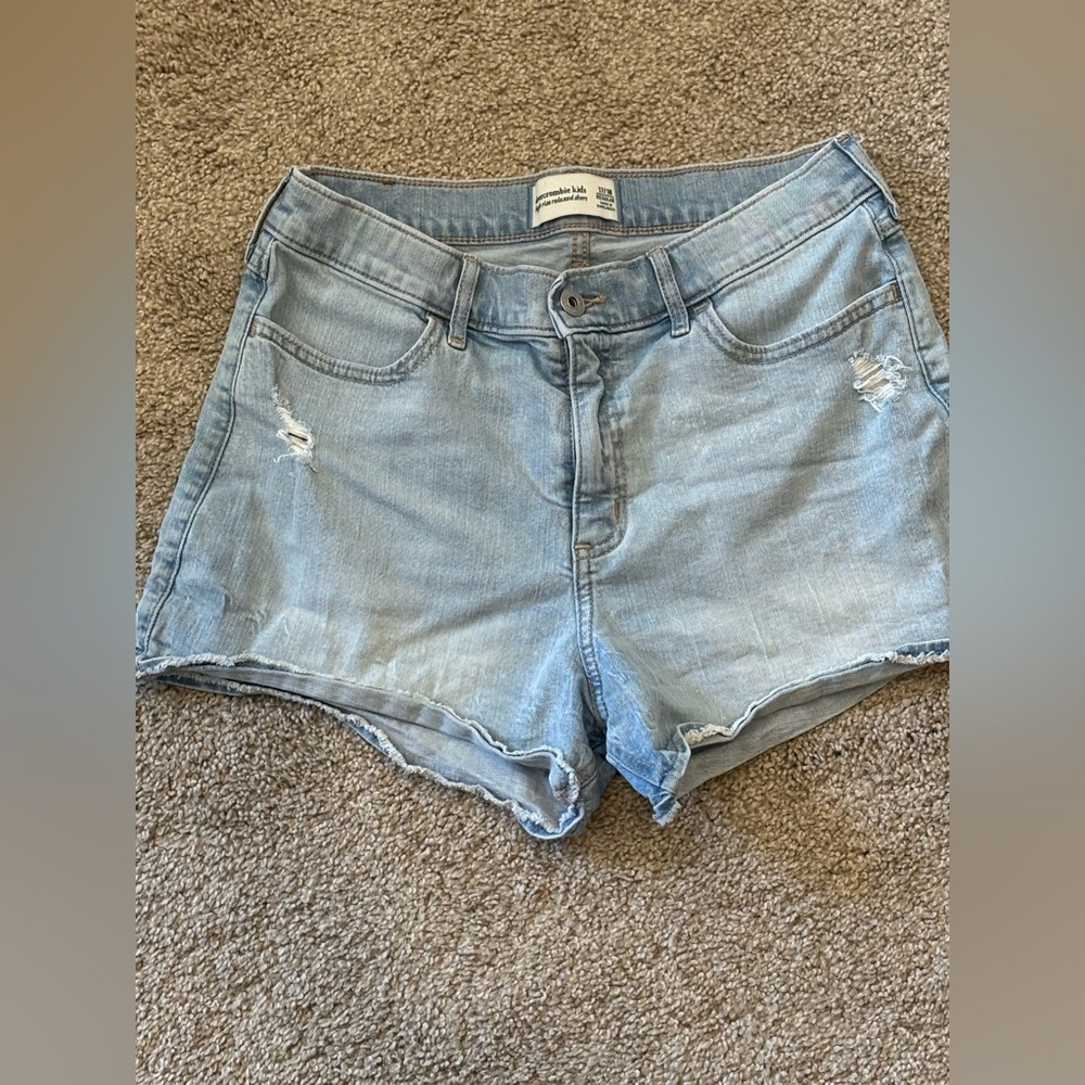 Abercrombie Kids Light Blue Jean Shorts - Picture 1 of 3